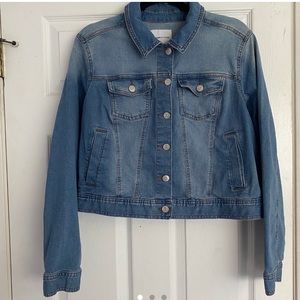 DENIM JEAN JACKET